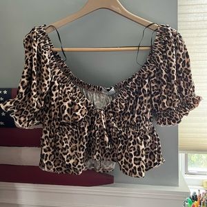 NWT Urban Outfitters Leopard Print Tie Front Puff Sleeve Top